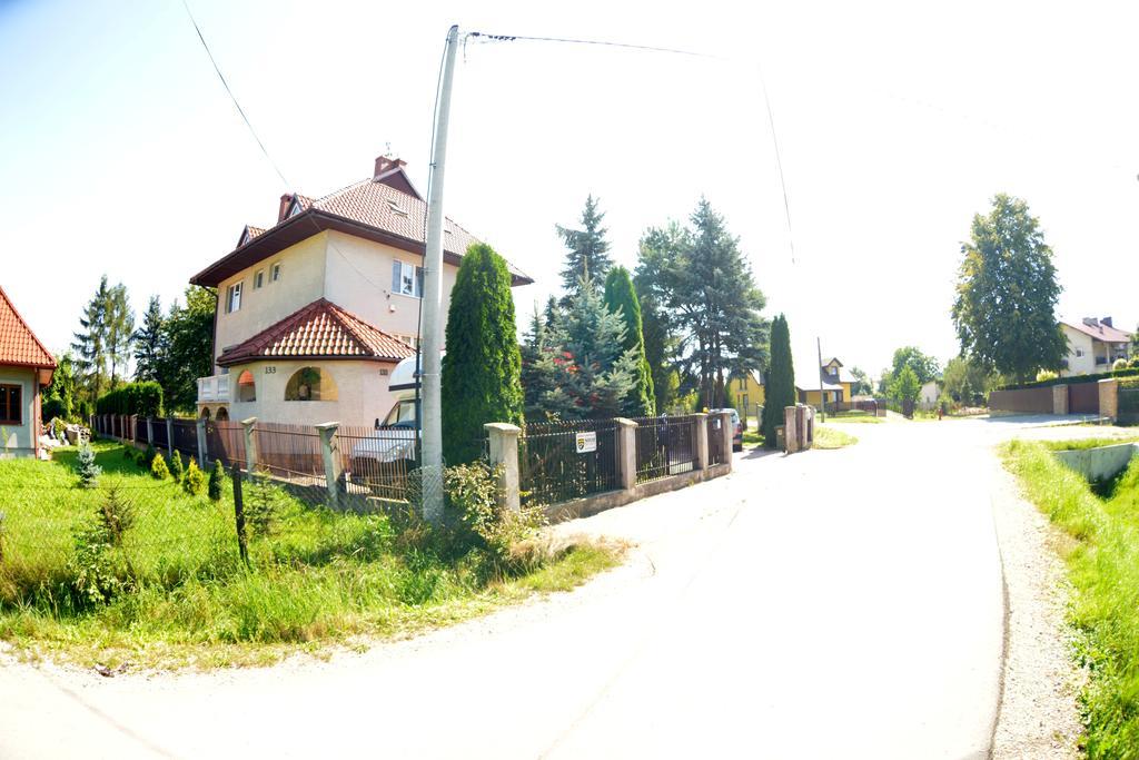 Apartamenty Nad Wisla Скавина Экстерьер фото
